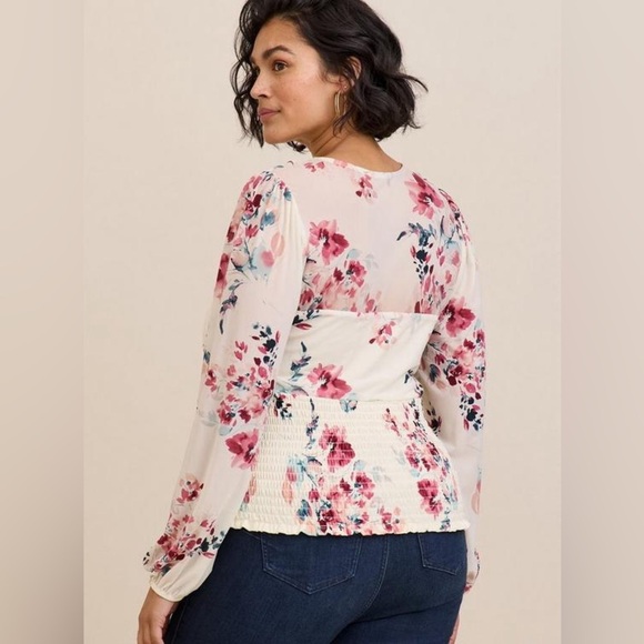 Torrid plus size 2X Romantic sweetheart mesh Floral Long Sleeve Top Coquette - Picture 2 of 9